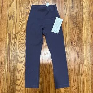 Lululemon Wunder Train HR Crop 21” Sz 2